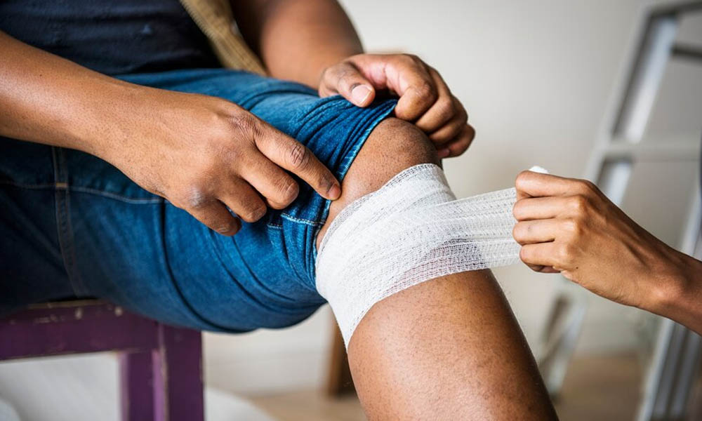 Curativo de Ferida Limpa em Santos | São Vicente | Cubatão | Guarujá | Praia Grande | DF Cursos Home Care