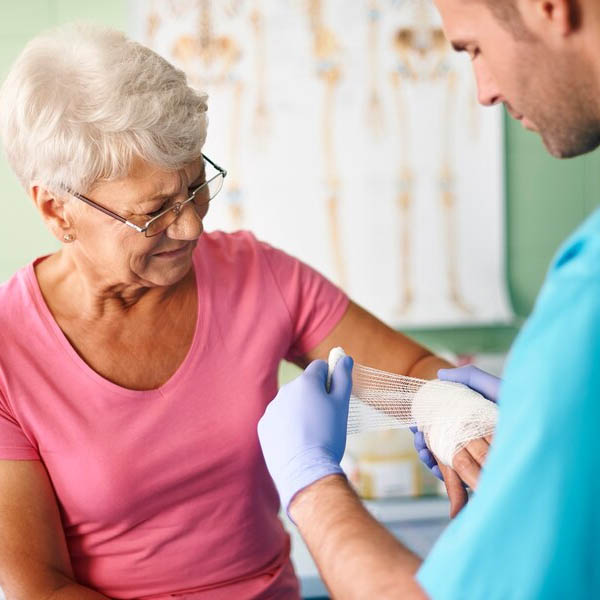 Curso de Primeiro Socorros em Santos Curso de Primeiro Socorros em Santos | São Vicente | Cubatão | Guarujá | Praia Grande | DF Cursos Home Care