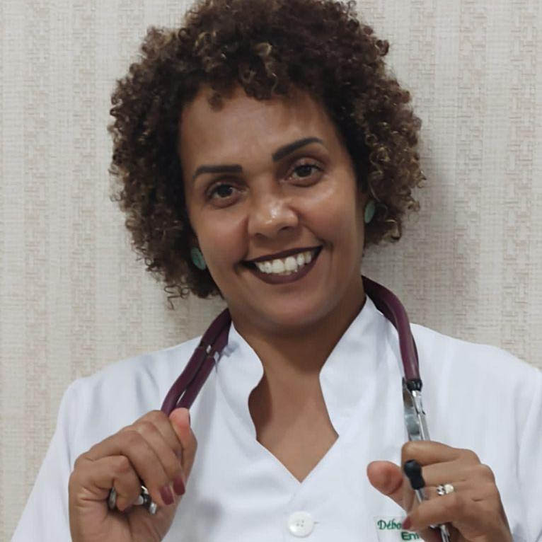 Debora Furtado – Enfermeira Especializada em Gerontologia em Santos Cuidadores de Idosos em Santos | São Vicente | Cubatão | Guarujá | Praia Grande | DF Cursos Home Care